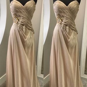 Champagne Gown NWT